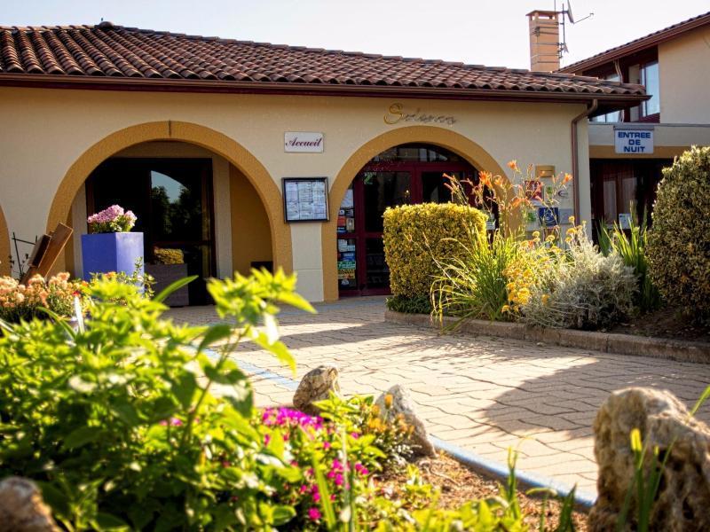 Logis Hotel Restaurant Solenca Nogaro Exterior foto